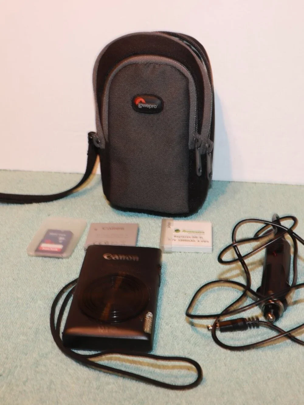 Canon PowerShot ELPH 300 HS 12.1MP Digital Camera - Black